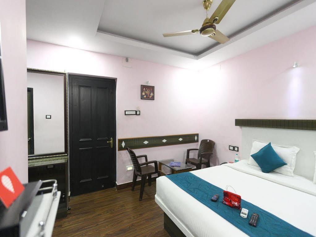 Oyo T Nagar Off Pondy Bazaar Hotel 3*