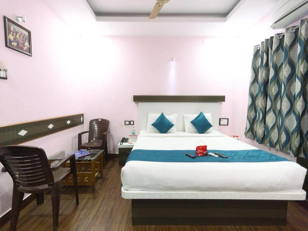 Oyo T Nagar Off Pondy Bazaar Chennai